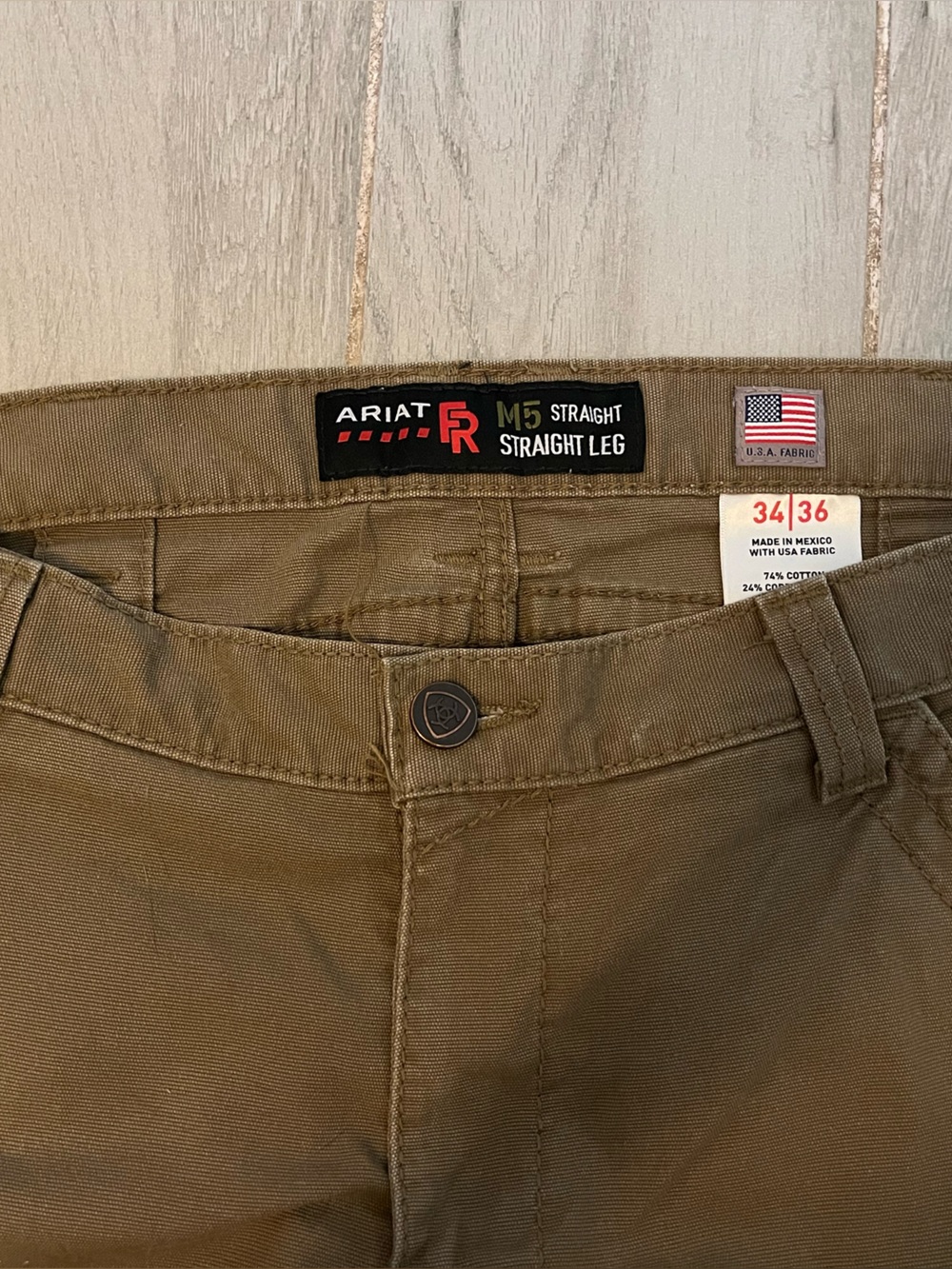Ariat Men’s FR M5 34x36 khaki bootcut work Jeans - Picture 2 of 3